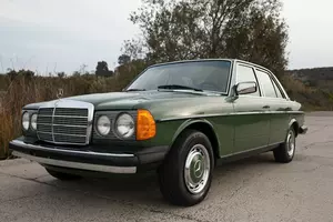 1977 300 (W123)